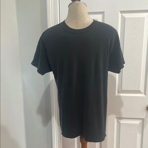 Hanes comfort soft 100% content Black T-Shirt unisex men women size M